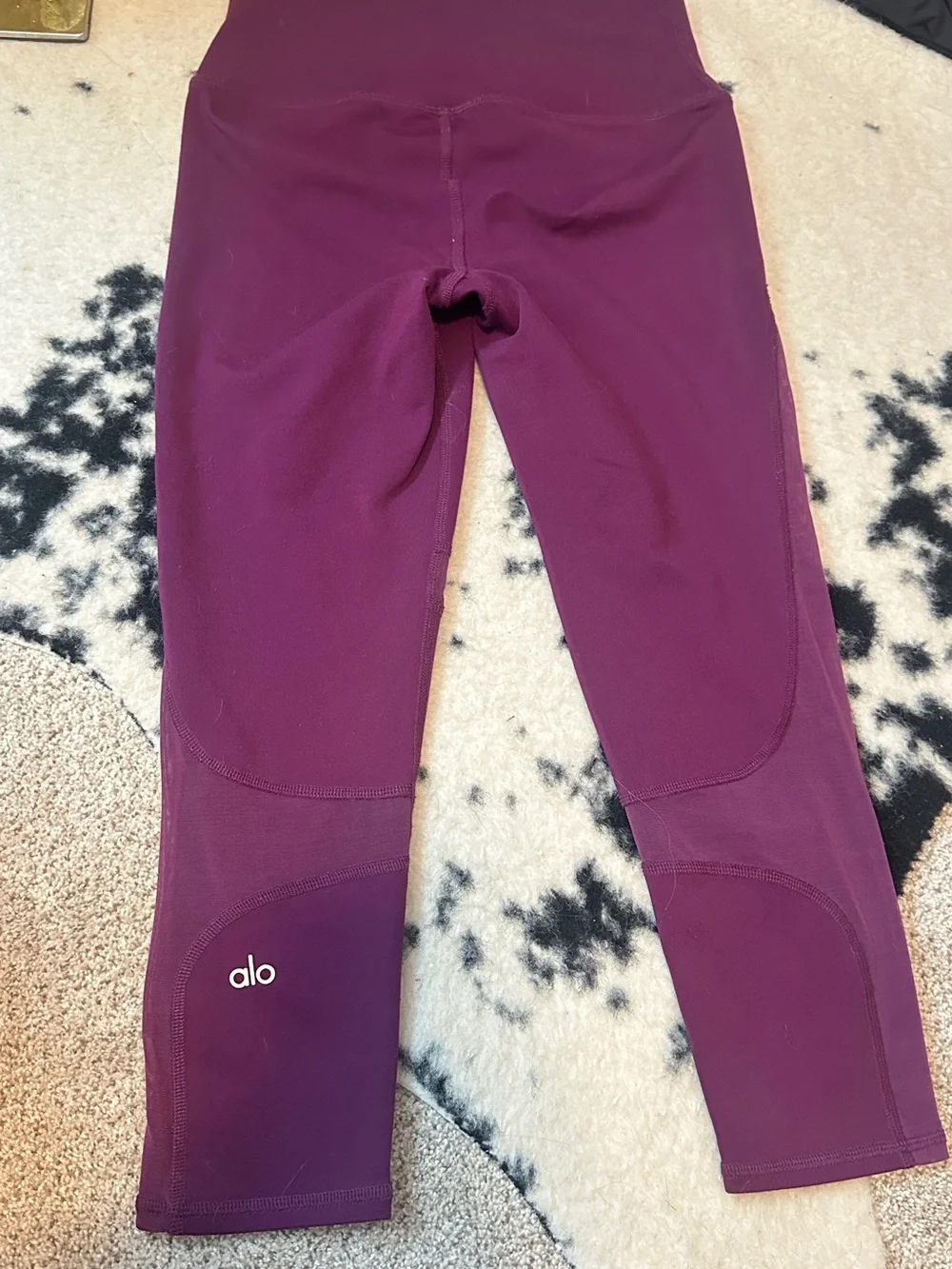 ALO Yoga High-Waist Airlift Leggings in Plum